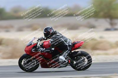 media/May-05-2025-Moto Forza (Mon) [[3c1838c5e5]]/2-B Group/Session 3 (Panning Test Turn 14 Inside)/
